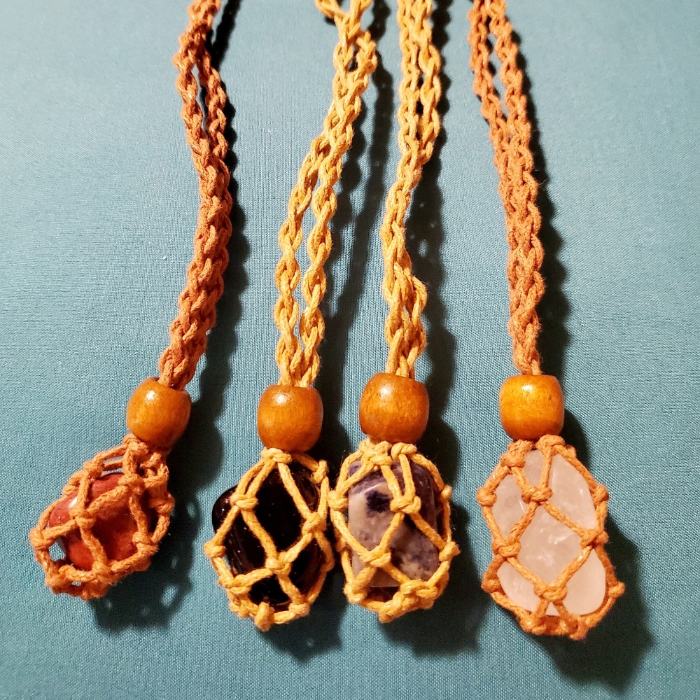 Natural and beautiful gemstone necklaces